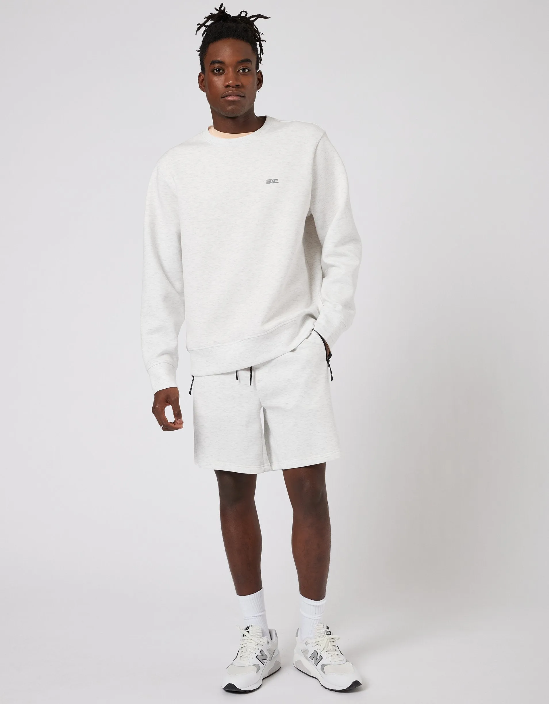 AE 24/7 8" Jogger Short