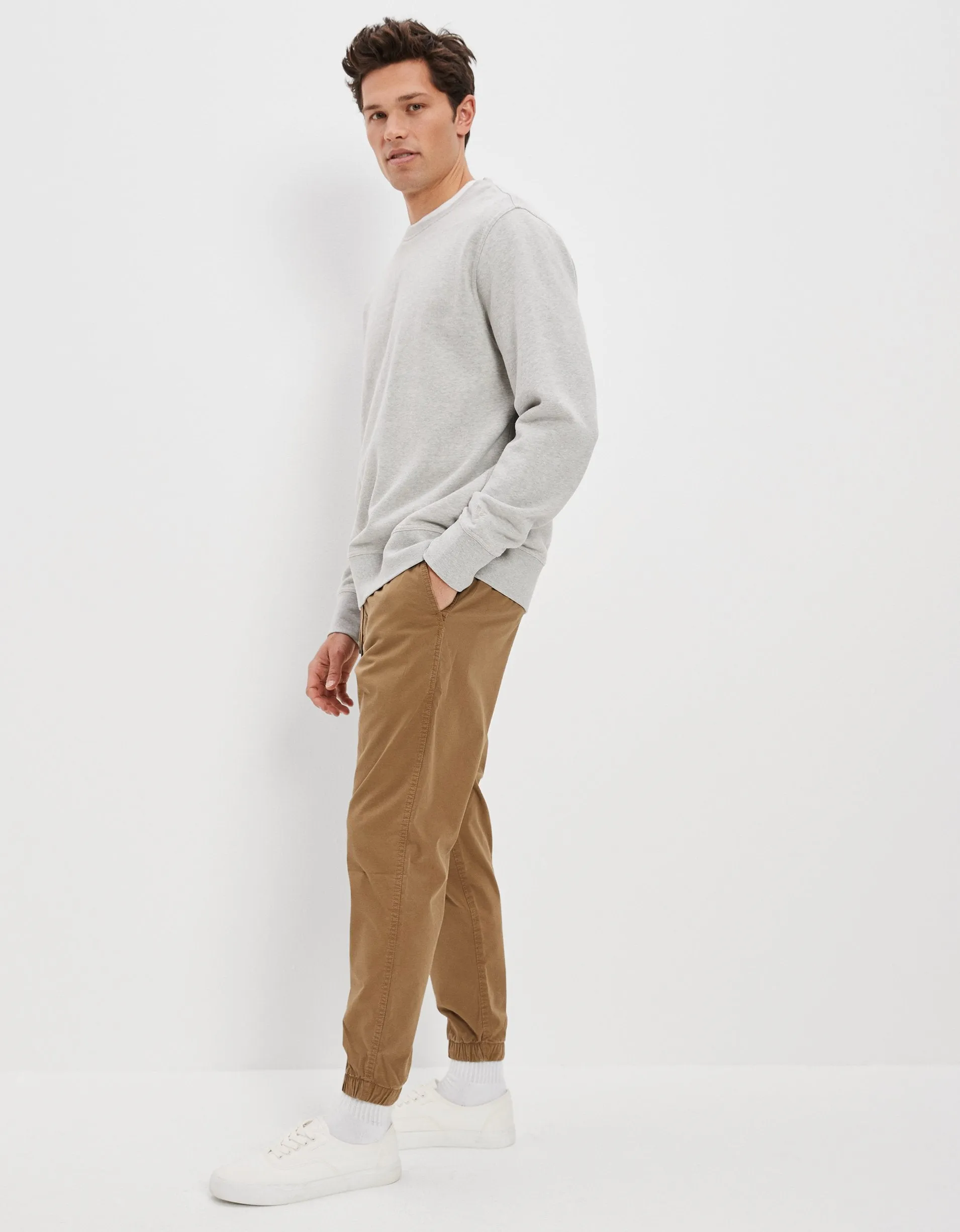 AE Trekker Jogger