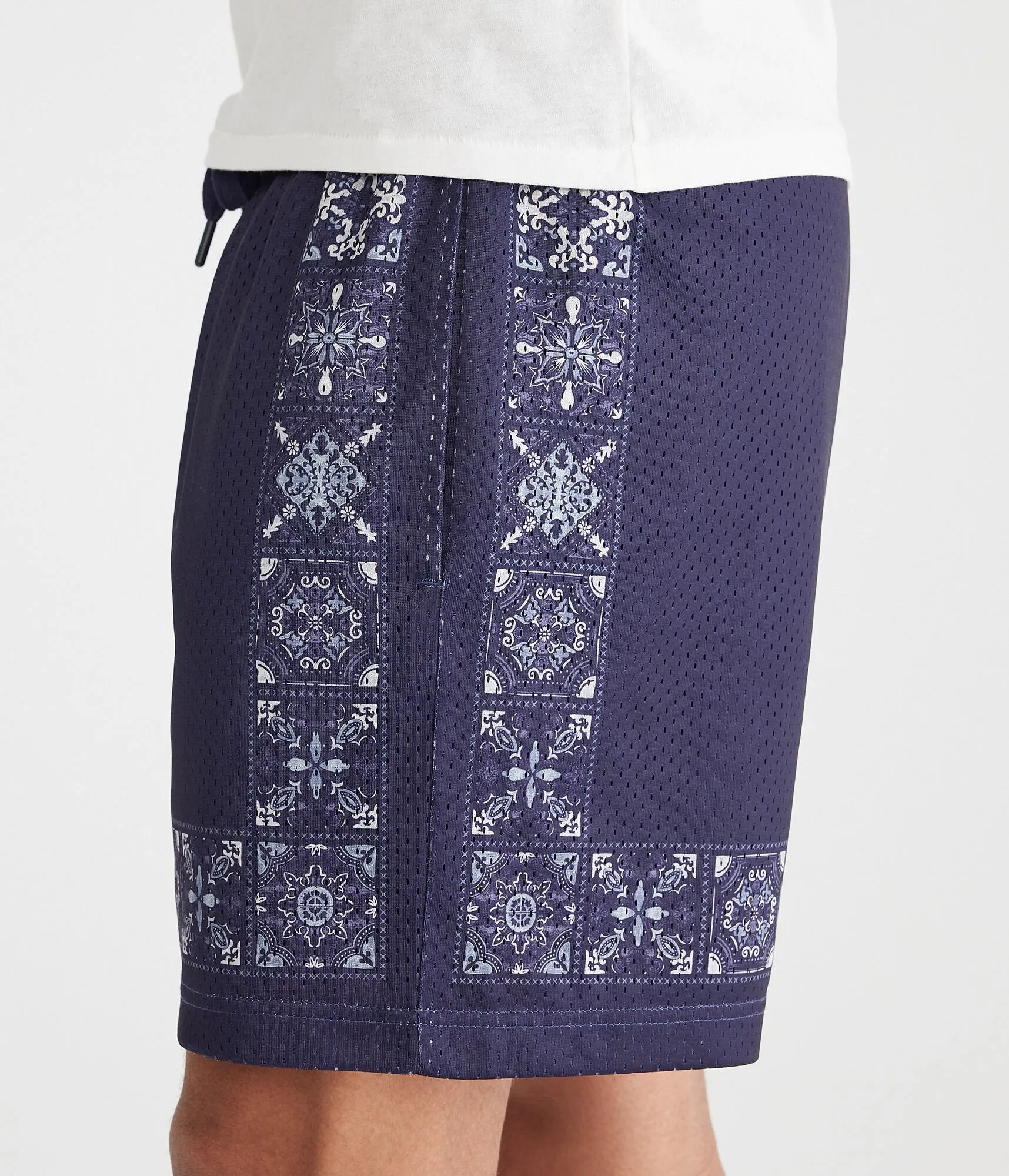 Aeropostale Border Print Mesh Shorts 6"