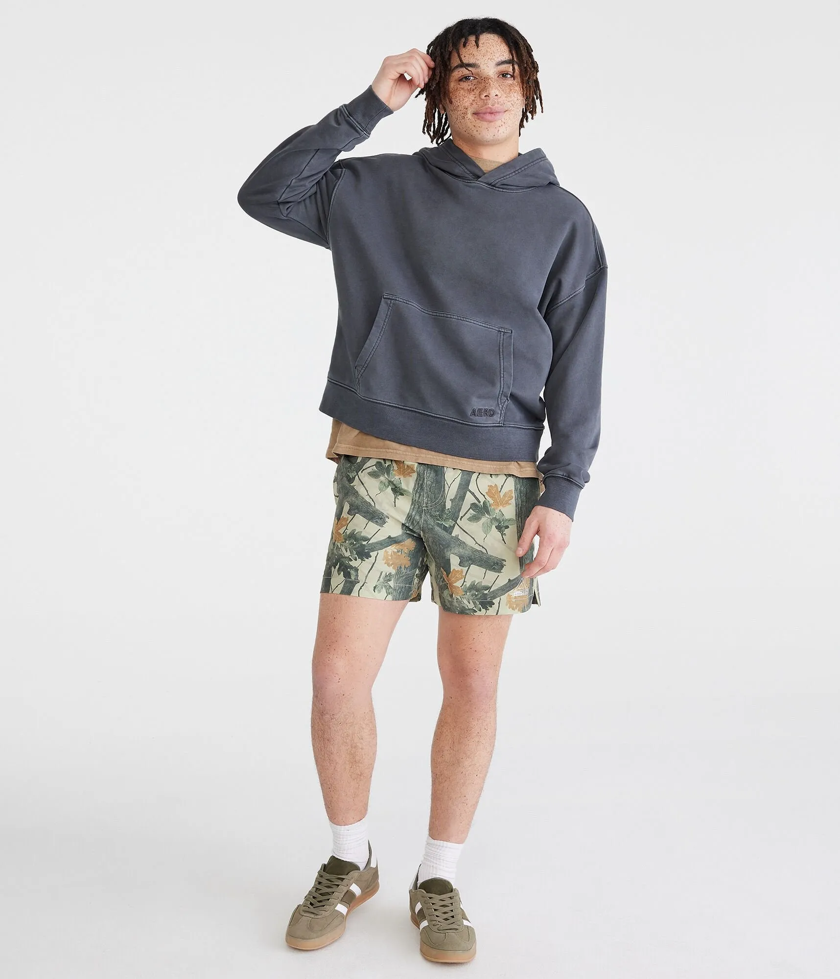 Aeropostale Mvmnt Forest Camo Hybrid Active Shorts 5.5"