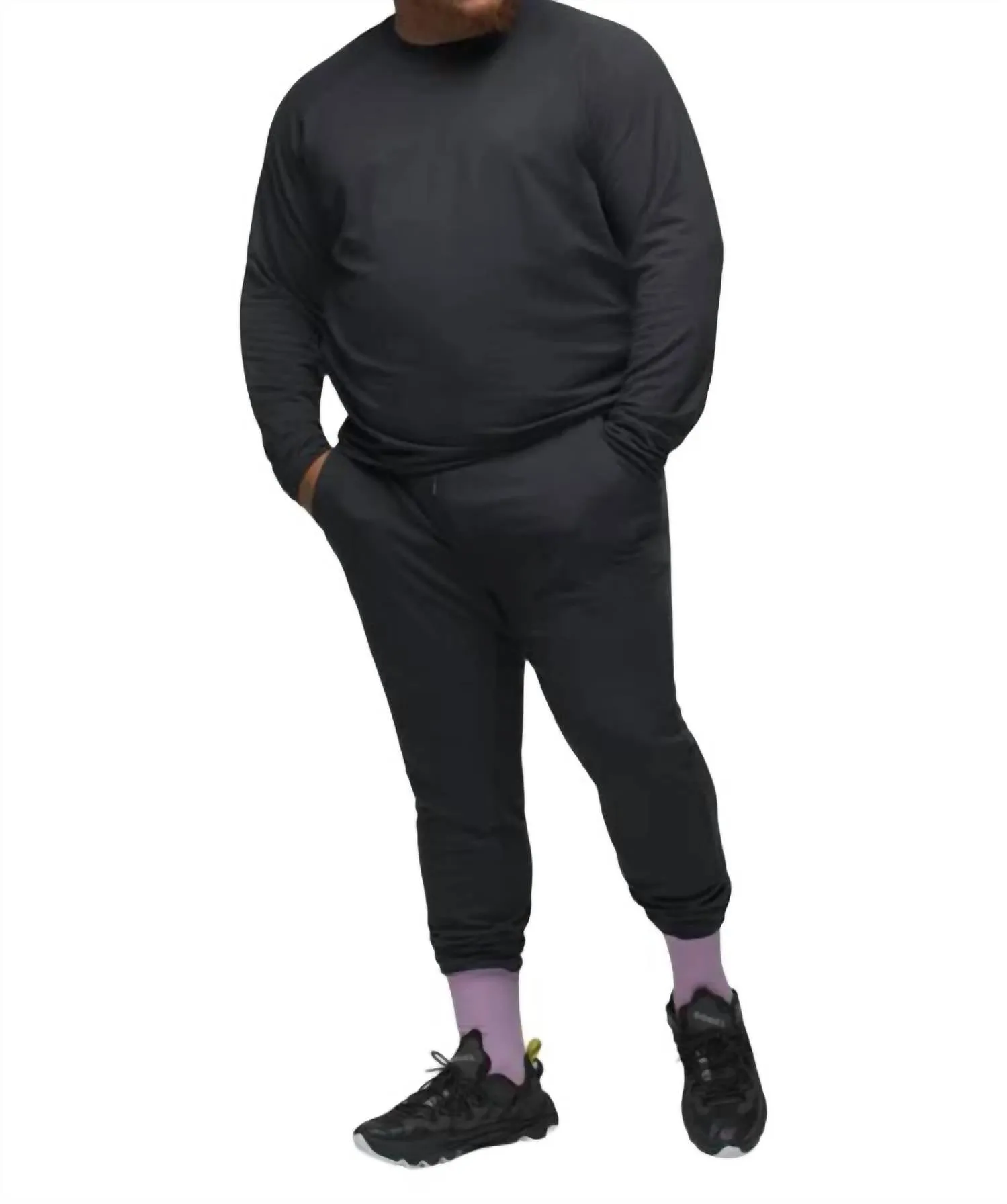 Altitude Tracker Pant In Black