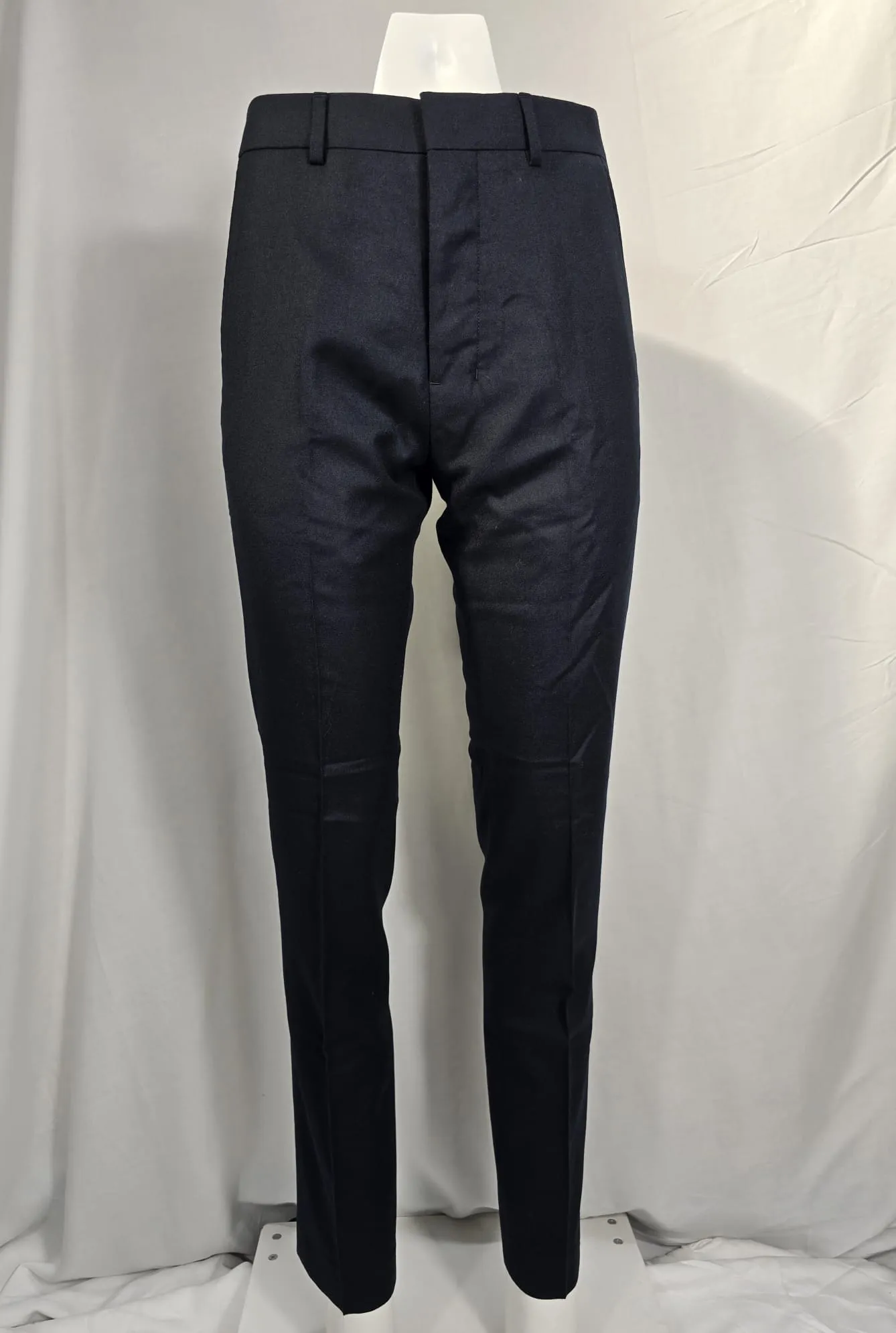 Ami Slim-Fit Trousers in Navy Blue Wool