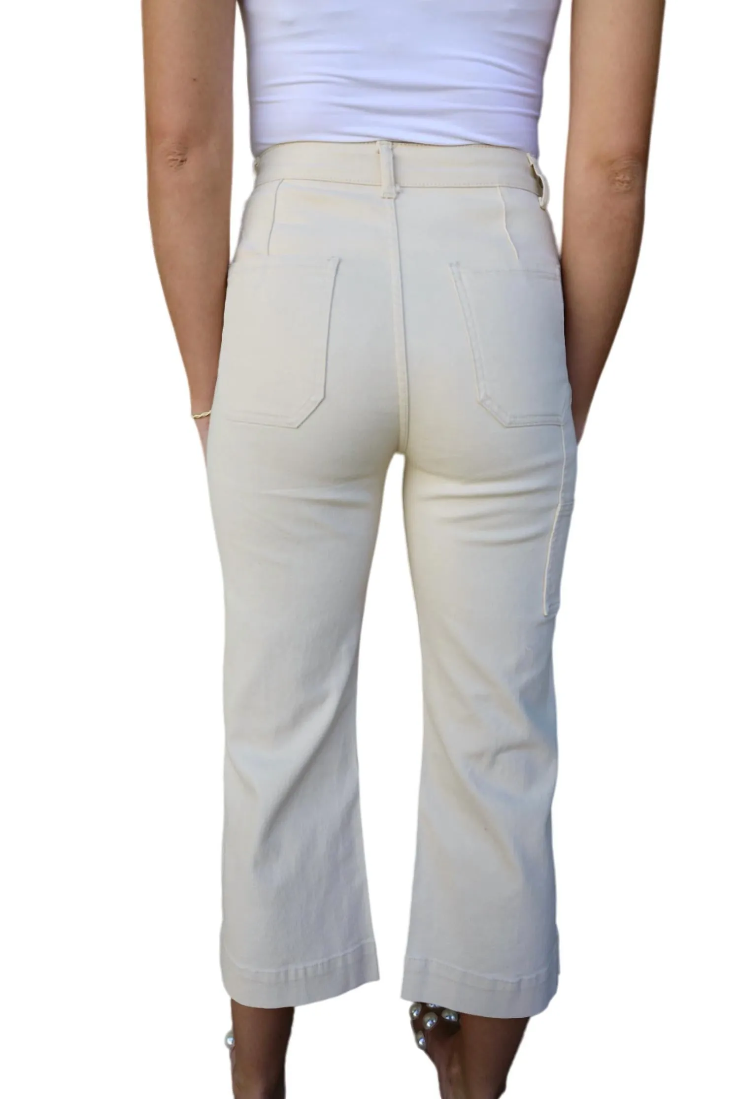 Claire Cropped Cargo Pants In Cream
