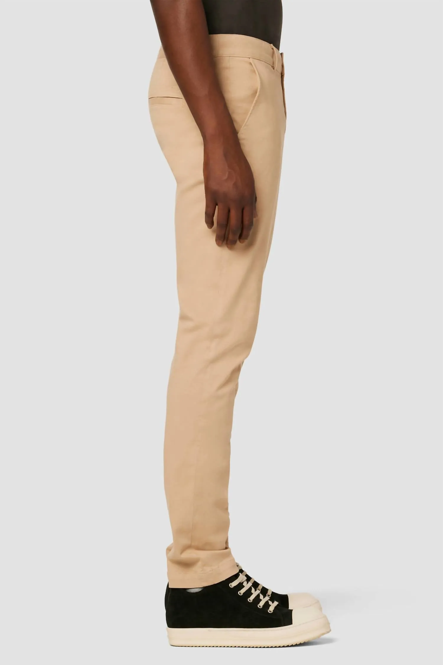Classic Slim Straight Chino Pants In Mocha