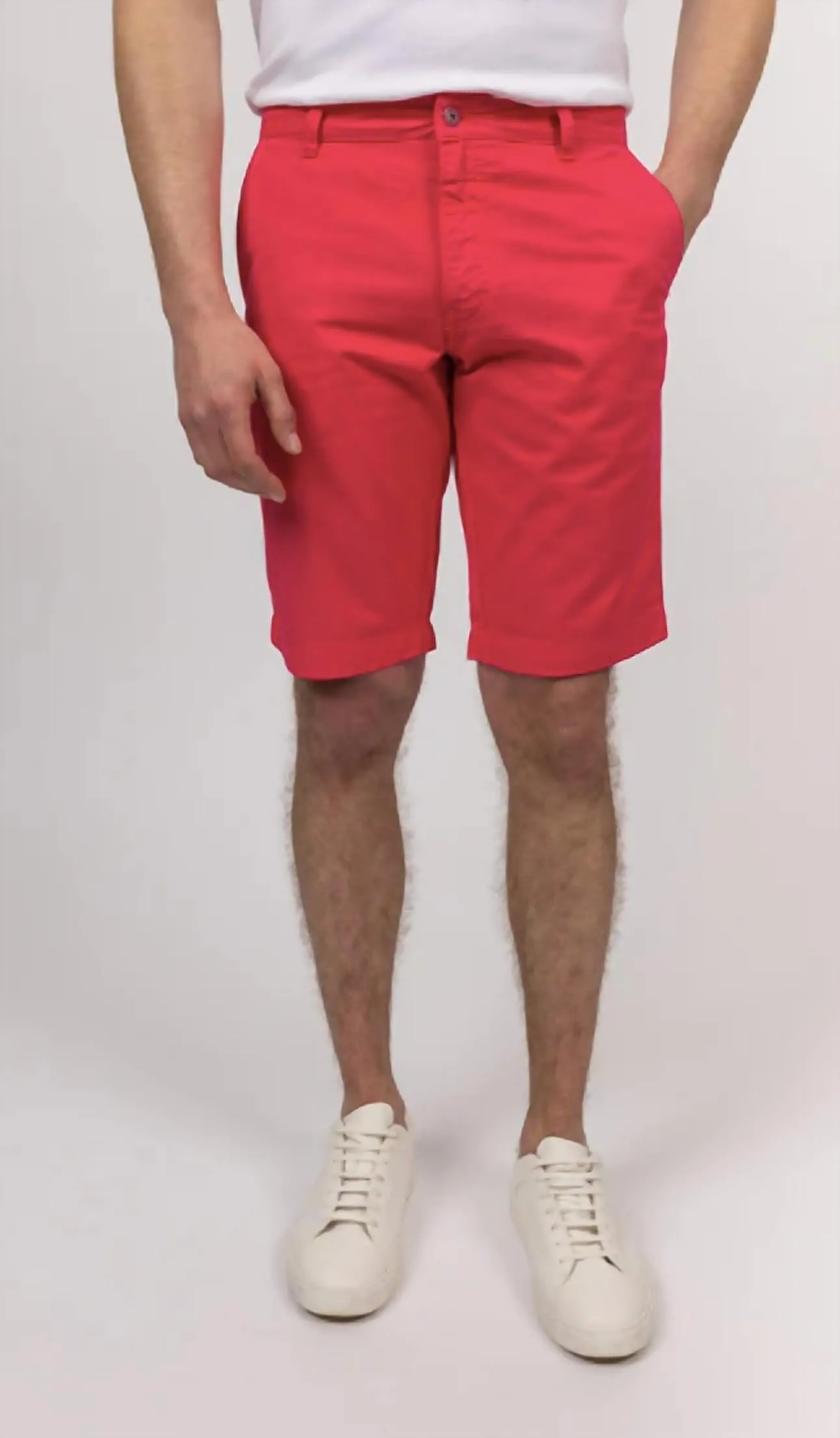 Doug Shorts In Red