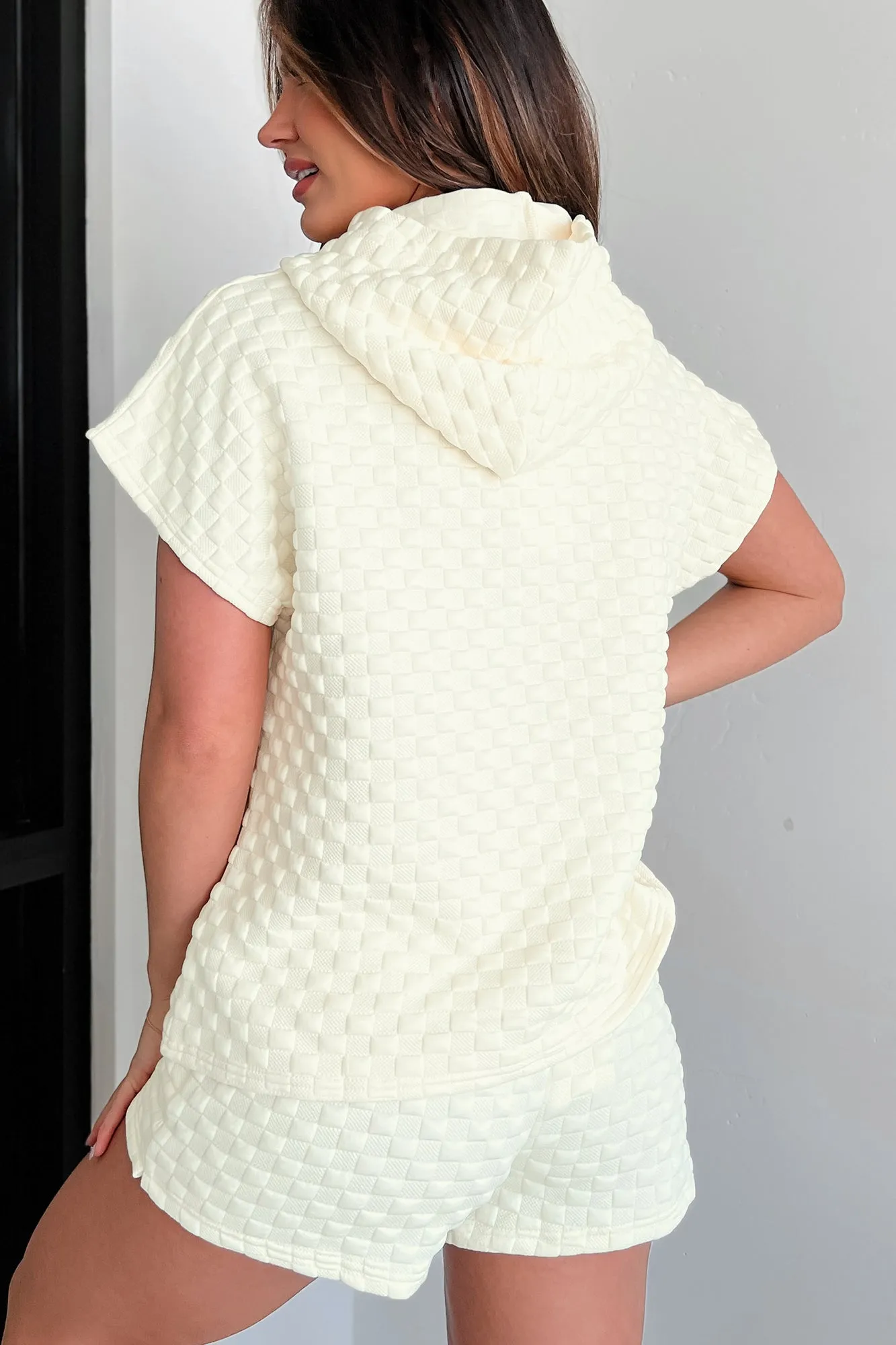 Everyday Enjoyment Checkered Puff Two-Piece Set (Cream)