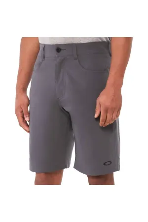 Men's Baseline Hybrid Short In Cement