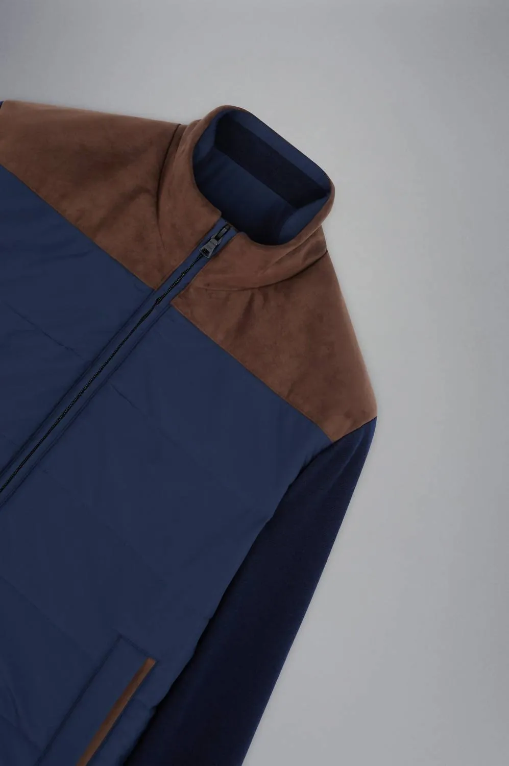 Men's Wool Full Zip Hybrid Jacket With Typhoon Platinum & Alcantara In Navy