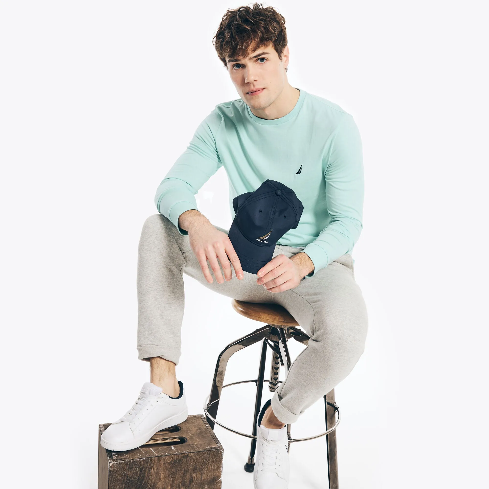 Nautica Mens Crewneck Long-Sleeve T-Shirt