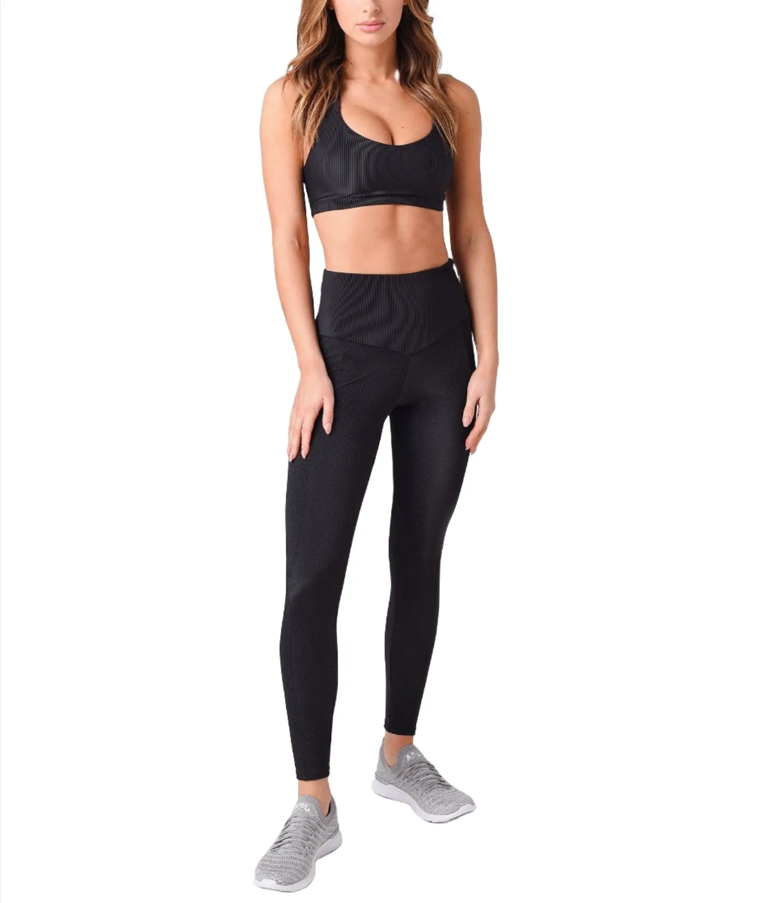 Onzie Hot Yoga Half Moon Bra 3700
