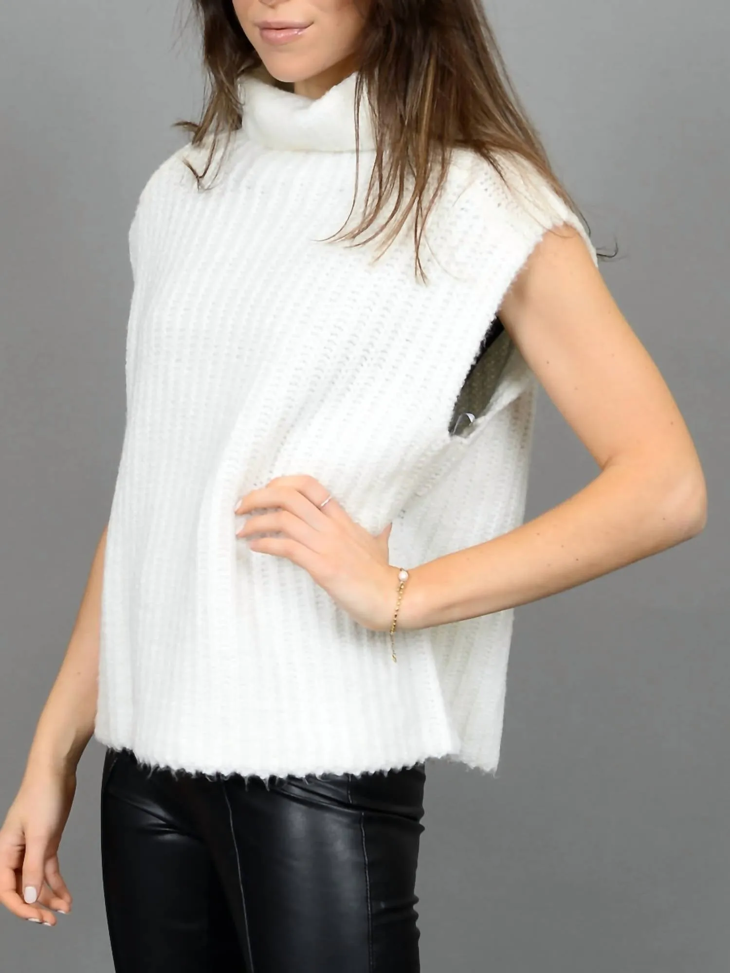 Salima Sleeveless Turtleneck Pullover In Winter White