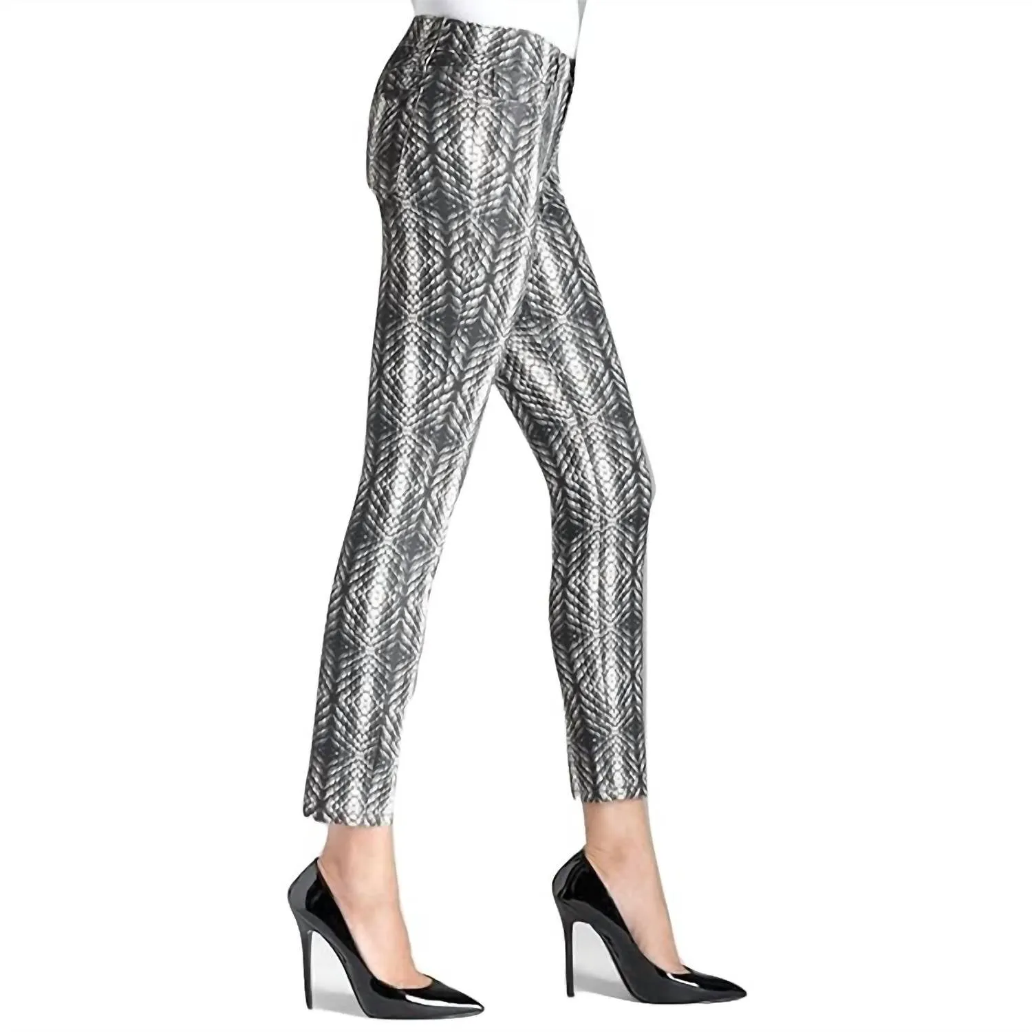 Super Chic Snake Print Skinny Ankle Pants In Black, White