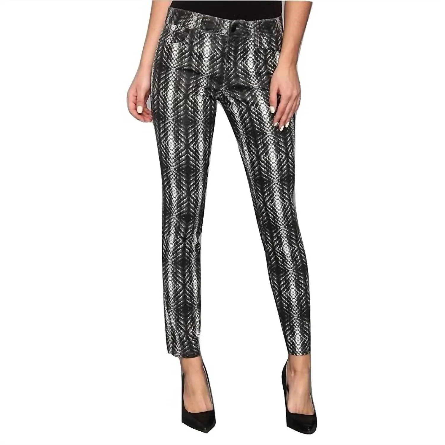 Super Chic Snake Print Skinny Ankle Pants In Black, White