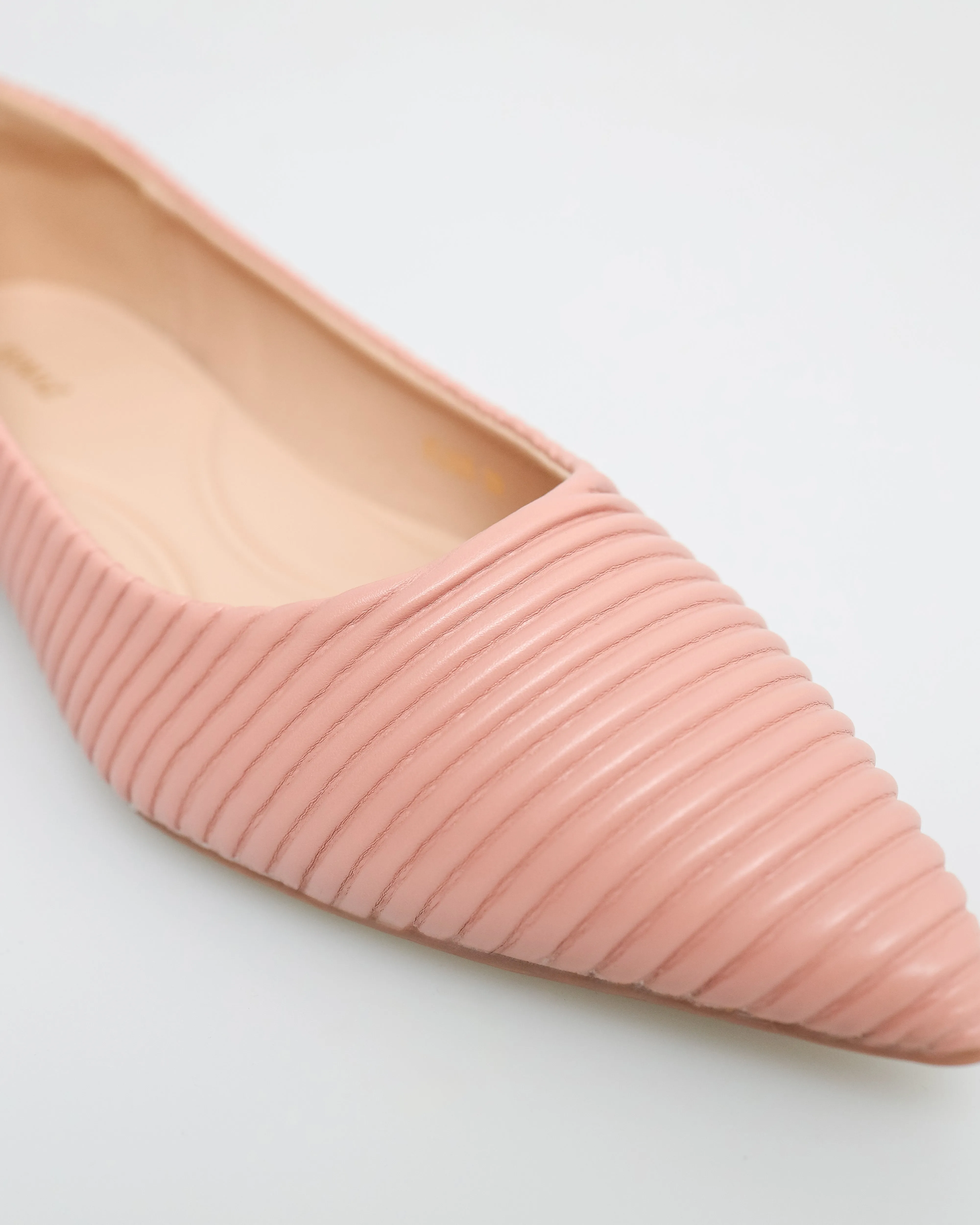 Tomaz FL028 Ladies Pointy Low Heels