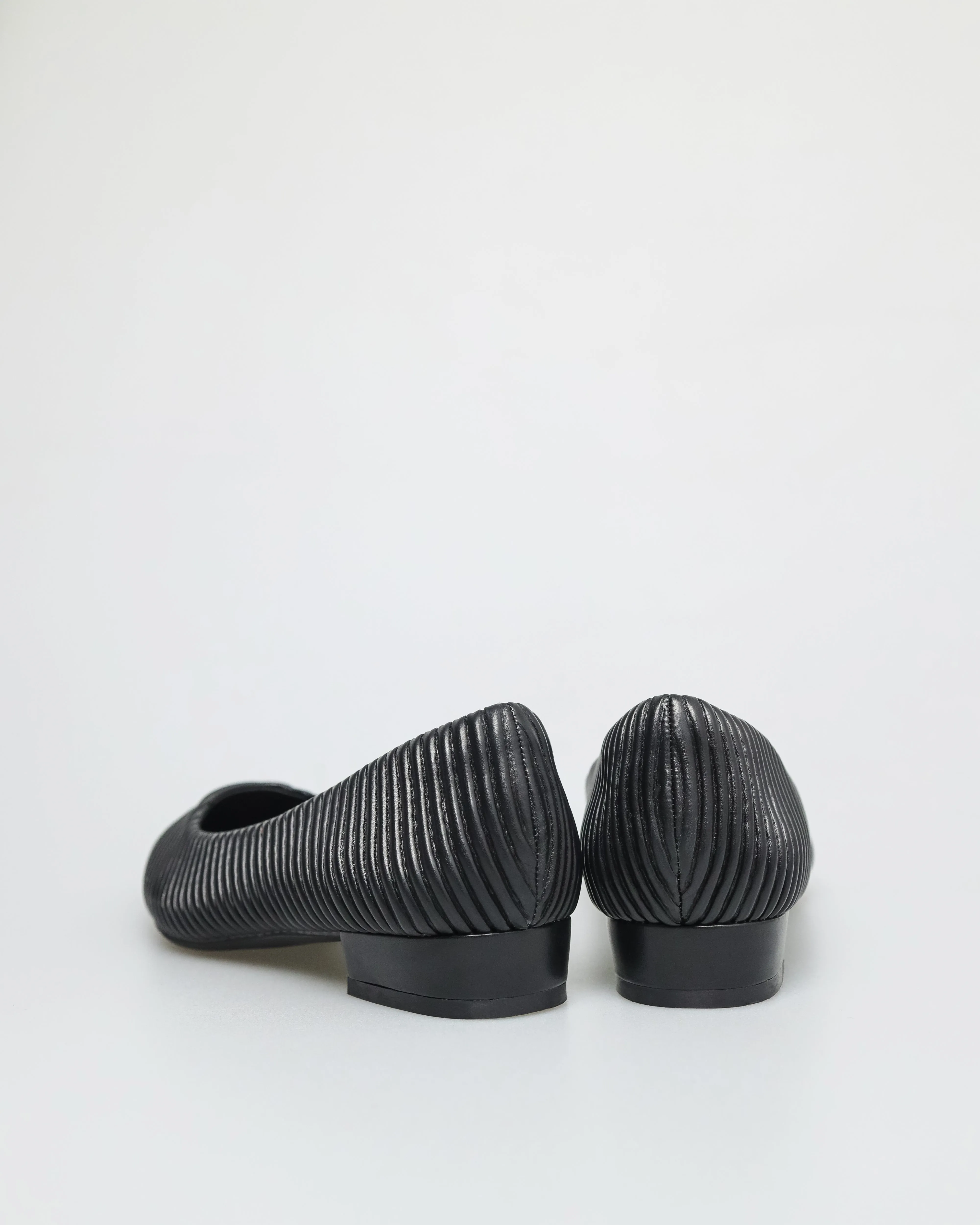 Tomaz FL028 Ladies Pointy Low Heels