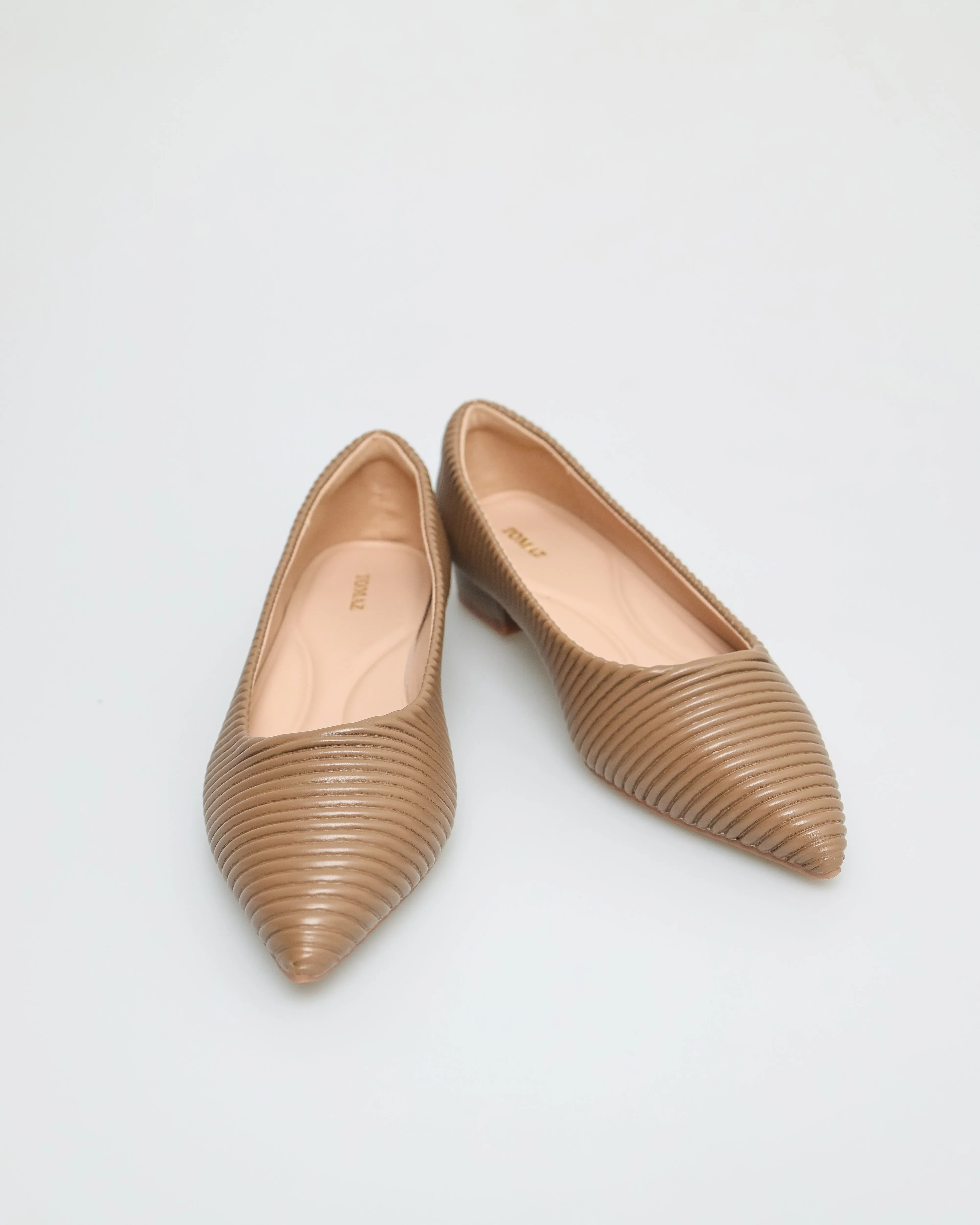 Tomaz FL028 Ladies Pointy Low Heels