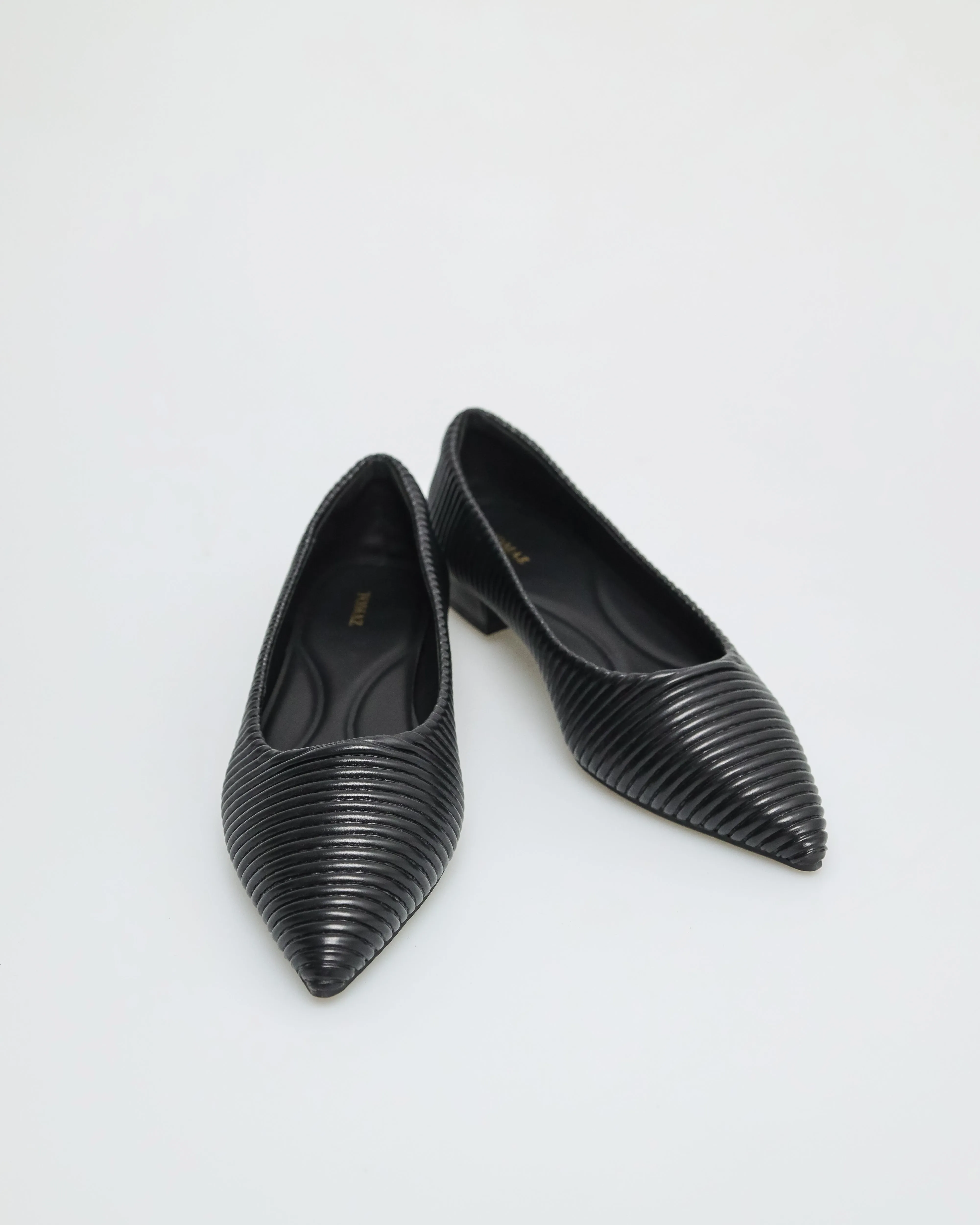 Tomaz FL028 Ladies Pointy Low Heels