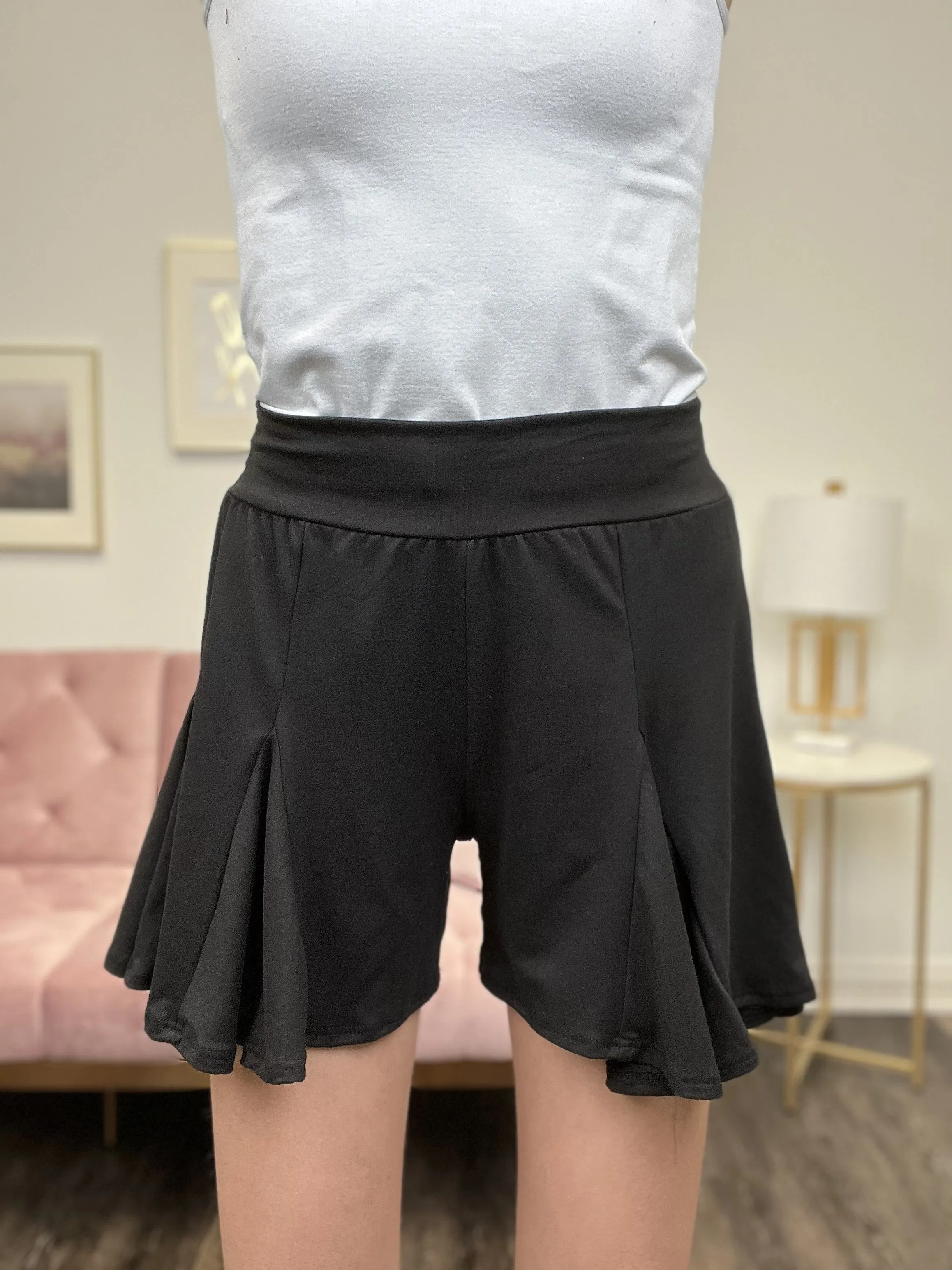 Women's Ruffled Shorts