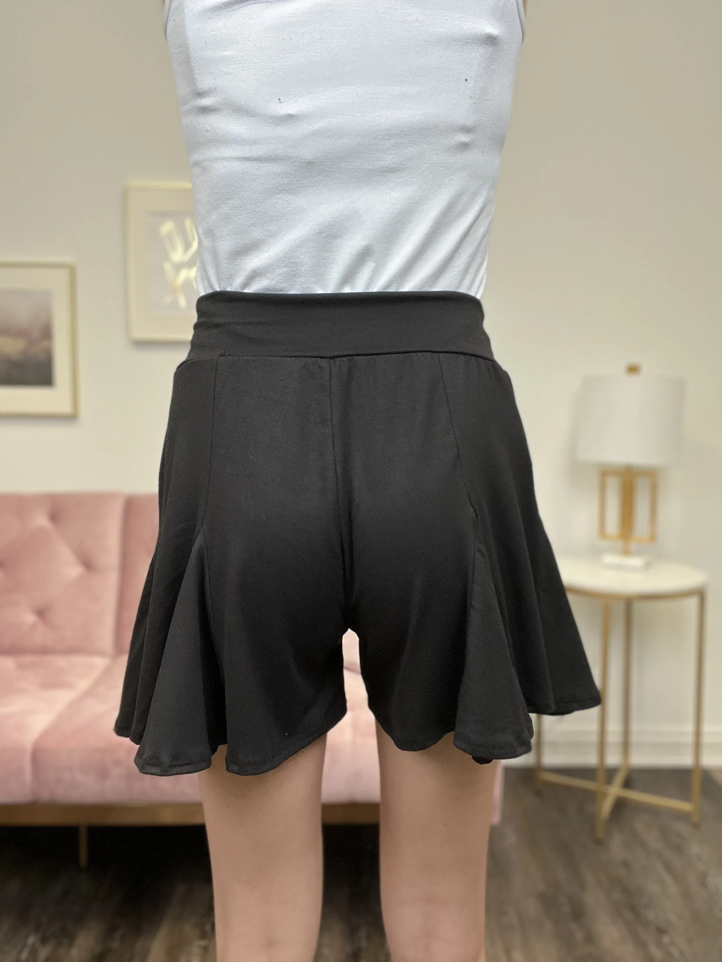 Women's Ruffled Shorts